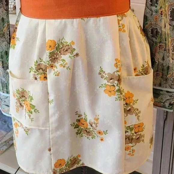 Retro Kithen  or Craft Apron, NWOT, OS - Picture 8 of 9